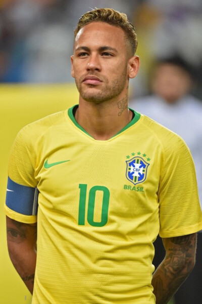 我们不仅感 我们不仅感