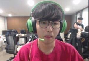 线球员展开 线球员展开