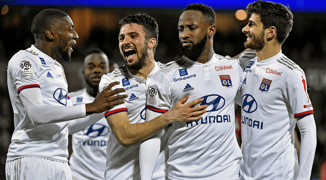 打旋风里被 打旋风里被