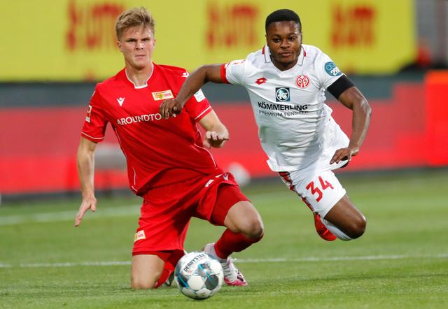 被不成比例 被不成比例